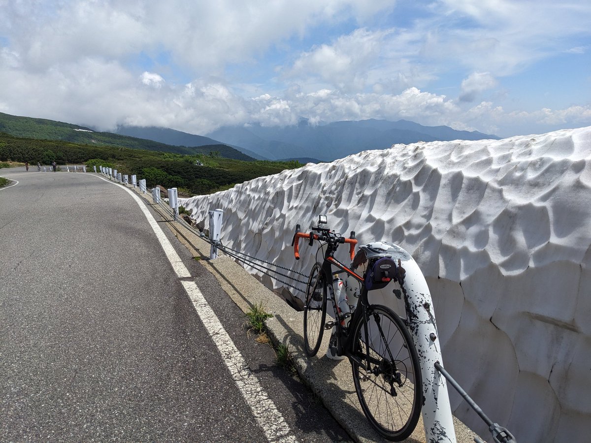 kensin0415's tweet photo. 乗鞍ヒルクライムの練習です。お互い頑張りましょう！途中、熊が出てちょっとびっくりしましたが⋯。#乗鞍ヒルクライム https://t.co/0xxRJ5wUkQ