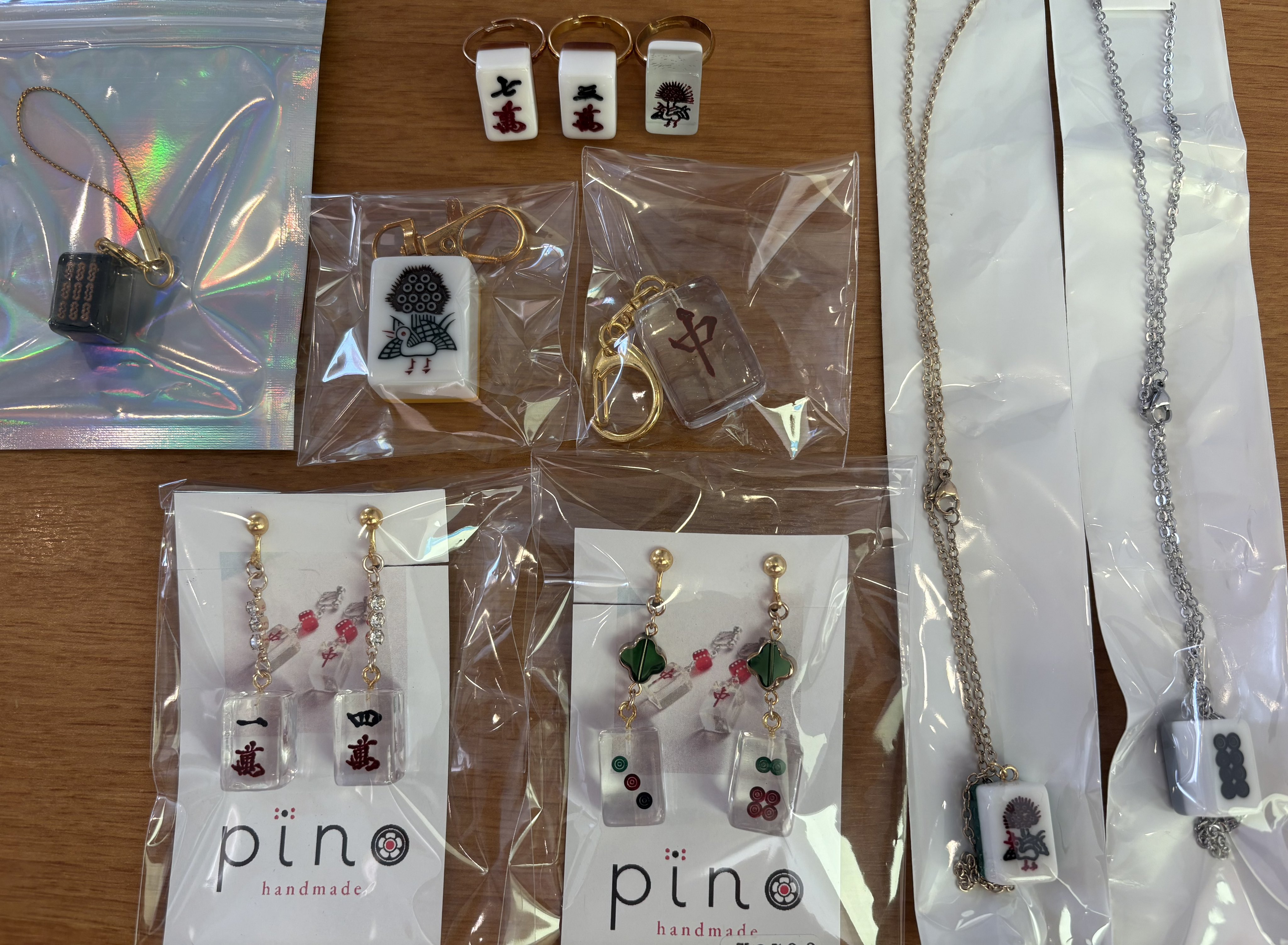 最新入荷 ☆麻雀グッズ︎☆pino(ピノ) X / (@pino_handmade) アクセサリー
