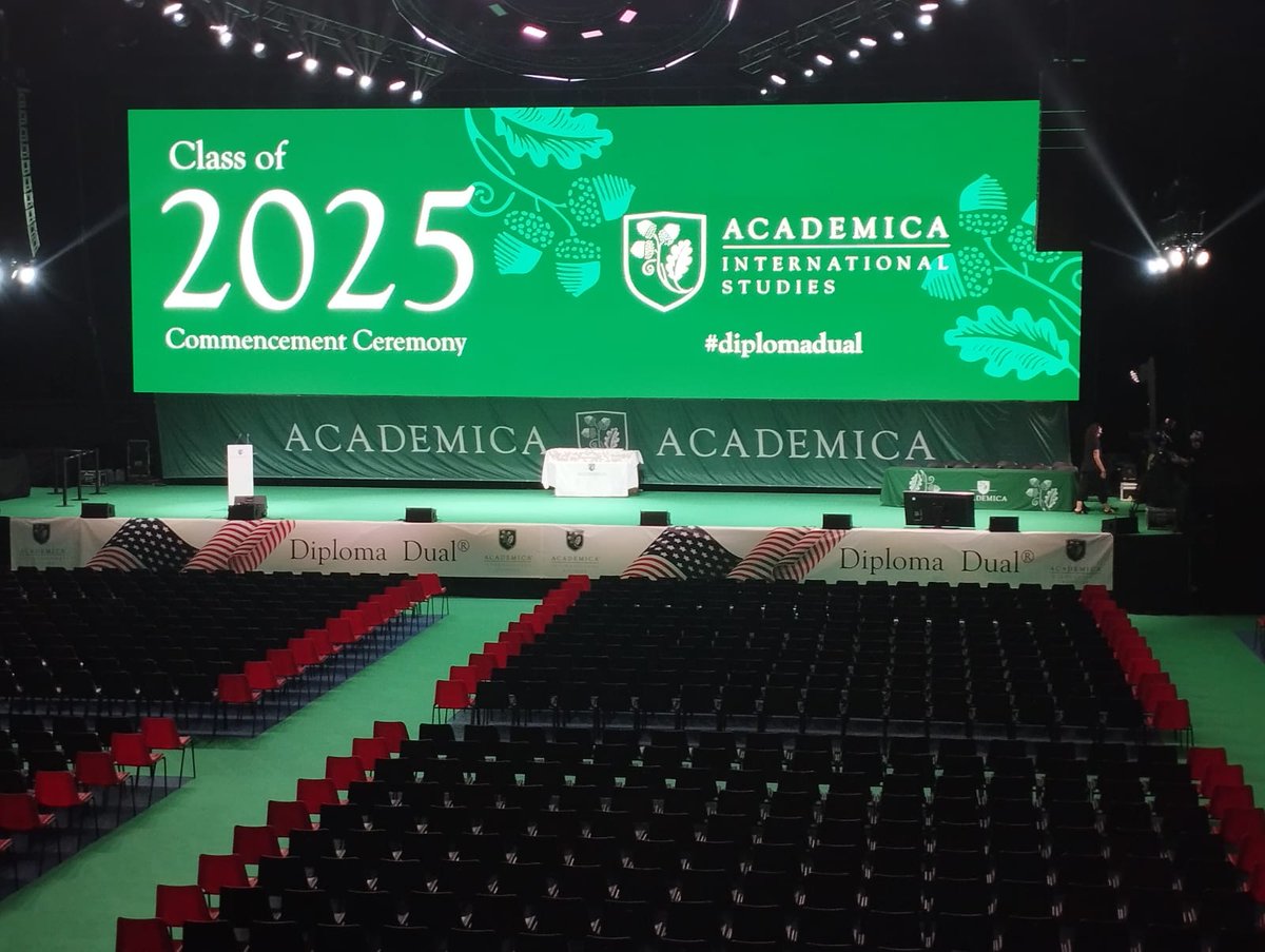 🎓 Ahir, dissabte, es van celebrar les Graduacions de High School Diploma 2025 al Palacio de Vistalegre de Madrid. 
Enhorabona Laia i Pau! 👏🏻👏🏻👏🏻

#SomFutur❎❤️🌍