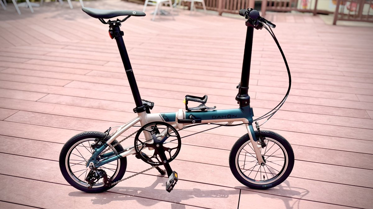 DAHON K3 2025 ピーコックブルー
納車！！！！！！

めちゃかわいい！！！！！