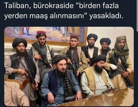 Adamlar geriden geldi bizi geçtiler…
Helal olsun ne diyelim, darısı başımıza.  
Buna bile imrenir olduk.😂😂😂😂