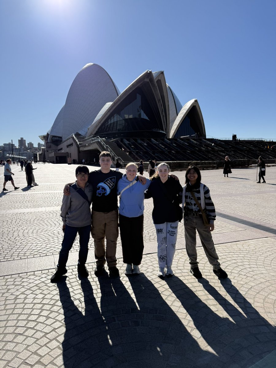 HigherOrbits's tweet photo. The 1st day in Sydney for the #HigherOrbitsInAustralia students was a full one! From touchdown at @SydneyAirport til it was time to sleep that night it was GO GO GO to explore! Visited @WILDLIFESydney & Madame Tussads, viewed the @sydneyopera House & enjoyed good food! https://t.co/vcHPLsCN18