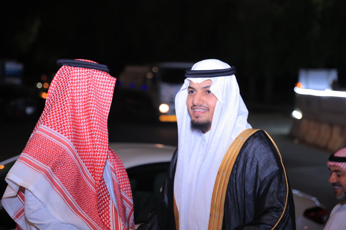 رابط صور حفل زواج الشاب/ احمد بن سعيد بن فرج البنوي

drive.google.com/drive/folders/…