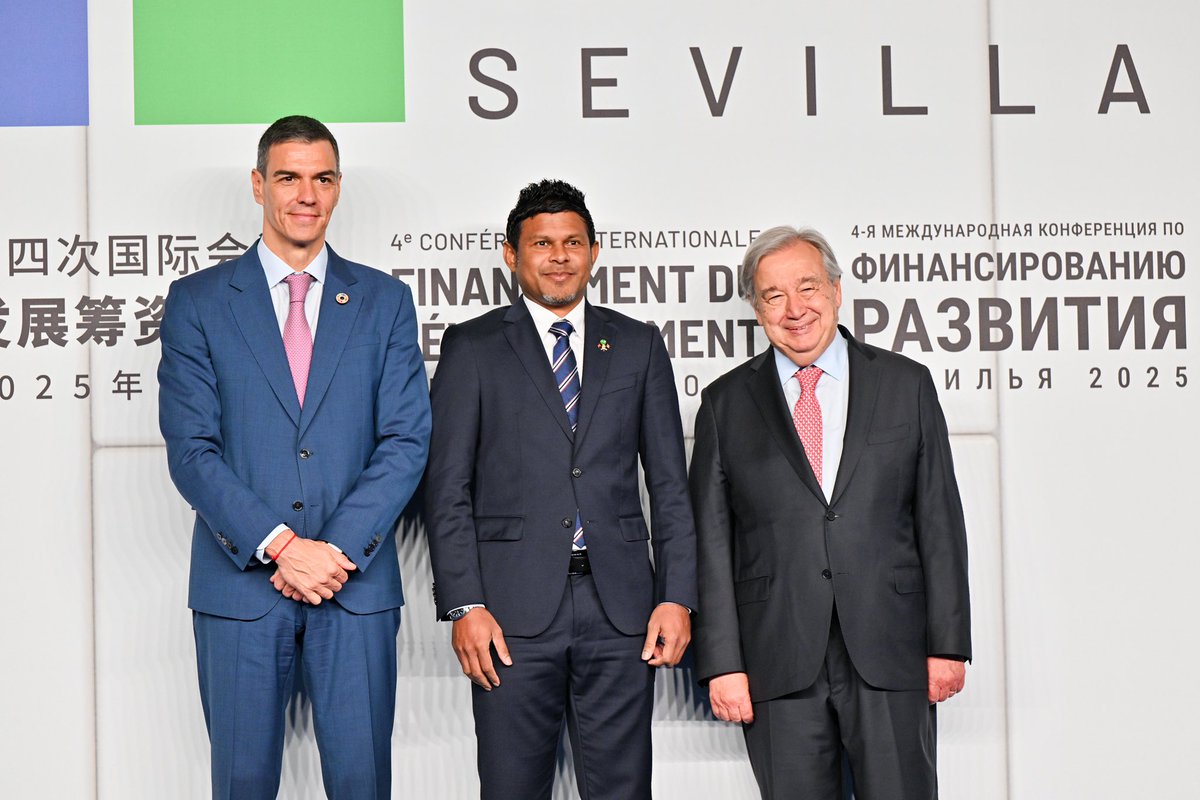 HucenSembe's tweet image. It was an honour to represent the Maldives at #FfD4 in Seville, Spain. Grateful for the opportunity to advance our key priorities: reforming the global financial architecture, addressing systemic challenges, and protecting our oceans—the lifeline of our people and economy.…