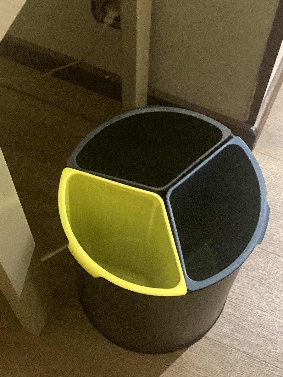 Karen Smyth tweet media