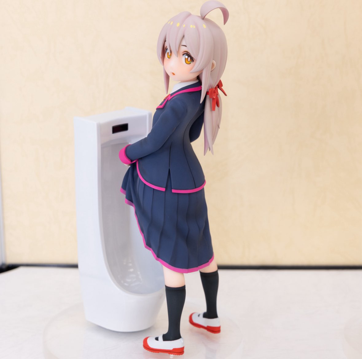 どこのシーンフィギュアにしてんだよ笑笑