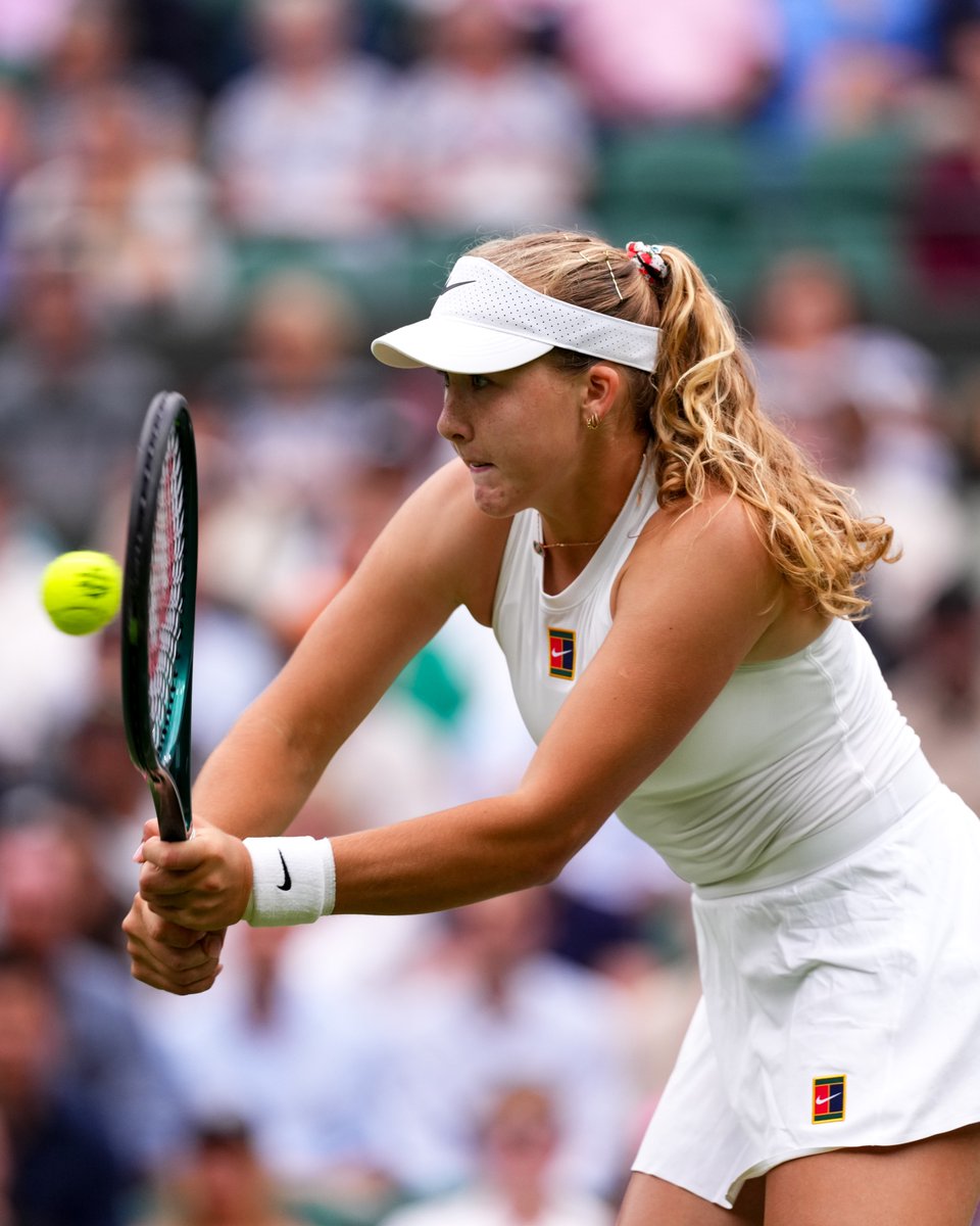 wilsontennisjp's tweet image. ウィンブルドン女子シングル３回戦
18歳のミラ・アンドレーワが勝利し４回戦へ勝ち進みます。

#wilsontennis
#ウイルソンテニス