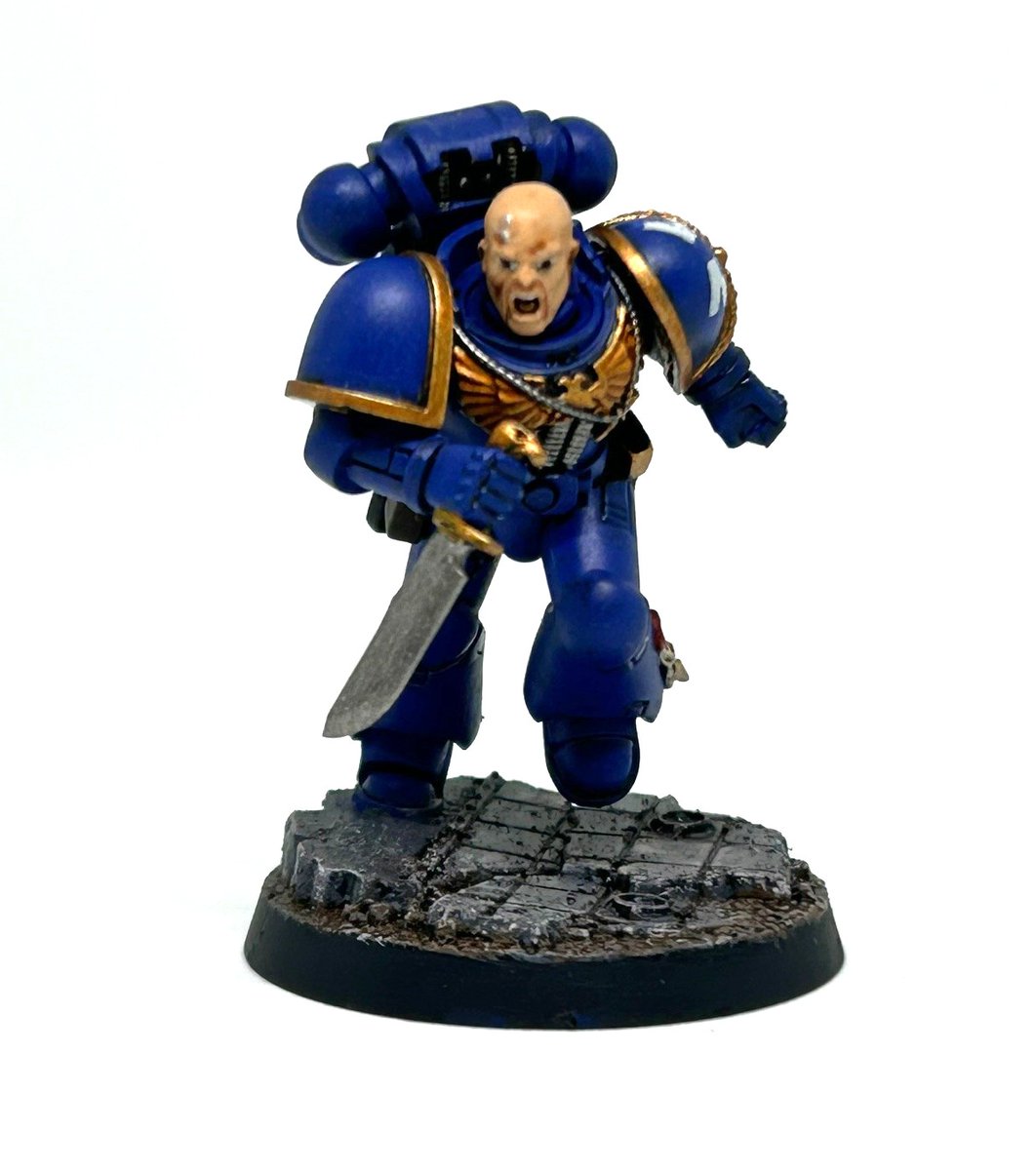 MaximumHamster's tweet image. スペースマリーンヒーローズのBrother Aethorを塗ってみました。 #Warhammer40k #WarhammerCommunity #Ultramarines #miniaturepainting #PaintingWarhammer #ウォーハンマー