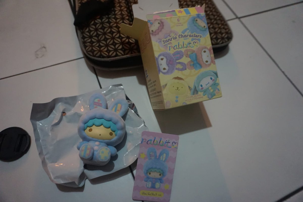 99sdery's tweet photo. 📌 HELP RT 

wts - want to sell

★ miniso blind box x sanrio characters rabbit series little twin stars KiKi ★

💰50k

⌗ with card &amp; box
⌗ domisili kab.semarang
⌗ shopee freeong
⌗ exclude admin shopee https://t.co/COIfyeLnkR