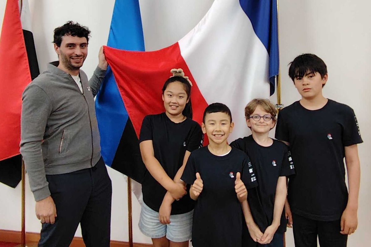 Ligue PACA Échecs (@liguepacaechecs) on Twitter photo La jeunesse de notre territoire brille à la Coupe du monde Jeunes de Batoumi
<a href="/escafrestephane/">escafre stephane</a> <a href="/ffechecs/">Fédération Française des Échecs</a> <a href="/Liguepacaechecs/">Ligue PACA Échecs</a> <a href="/MaRegionSud/">Région Sud</a> <a href="/EloiRelange/">Eloi Relange</a> <a href="/LaurieDelorme12/">Laurie Delorme</a> <a href="/jbmullon/">Jean-Baptiste MULLON</a> La jeunesse de notre territoire brille à la Coupe du monde Jeunes de Batoumi
<a href="/escafrestephane/">escafre stephane</a> <a href="/ffechecs/">Fédération Française des Échecs</a> <a href="/Liguepacaechecs/">Ligue PACA Échecs</a> <a href="/MaRegionSud/">Région Sud</a> <a href="/EloiRelange/">Eloi Relange</a> <a href="/LaurieDelorme12/">Laurie Delorme</a> <a href="/jbmullon/">Jean-Baptiste MULLON</a>