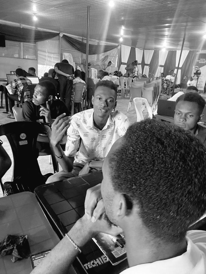 charlesnwawo's tweet image. GM Guys🤗😁
Just concluded learning LOOPS and it was quite amazing 🤩
You know when I started Python, I was afraid to break things.
Now I break them on purpose just to see how they work😜
Curiosity unlocked with @py_50c 🤘
#12weeksofpythoncode