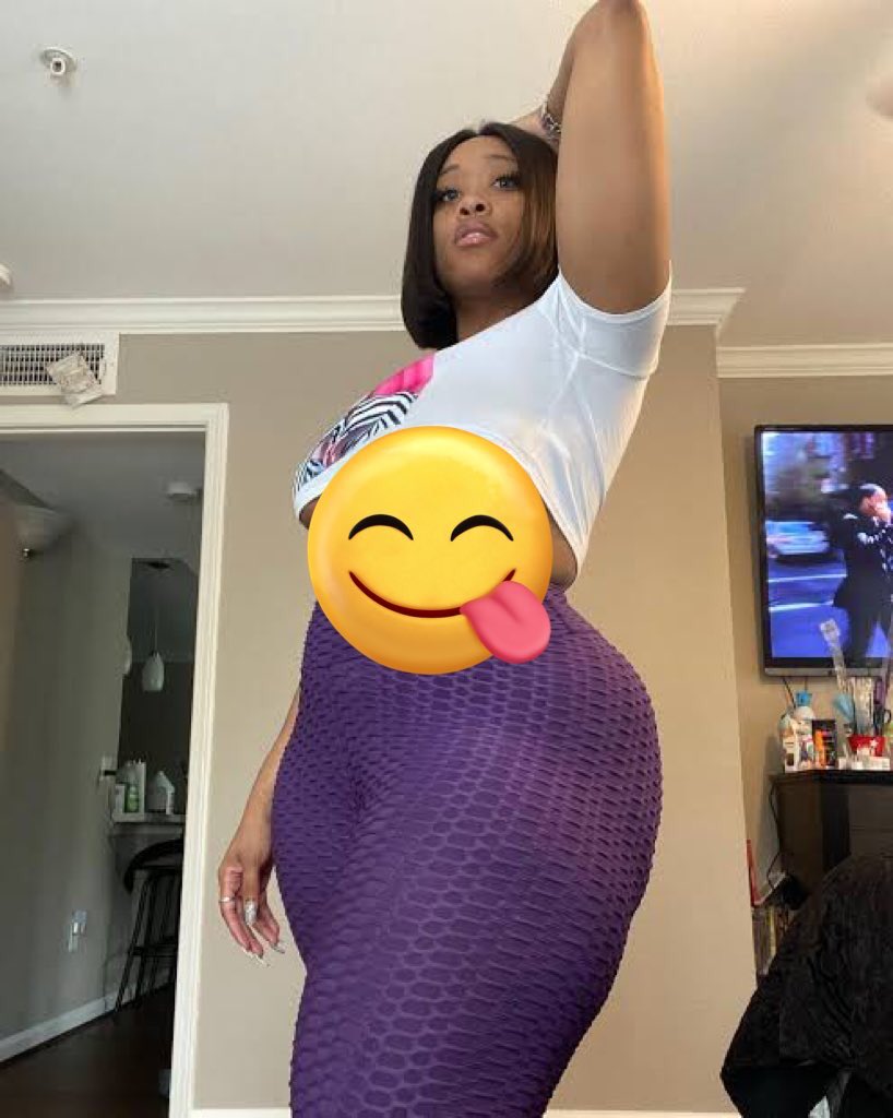 MarineStep1h's tweet photo. Hey let’s chat 💬 🥰🥰💕 https://t.co/AFhguQADp7