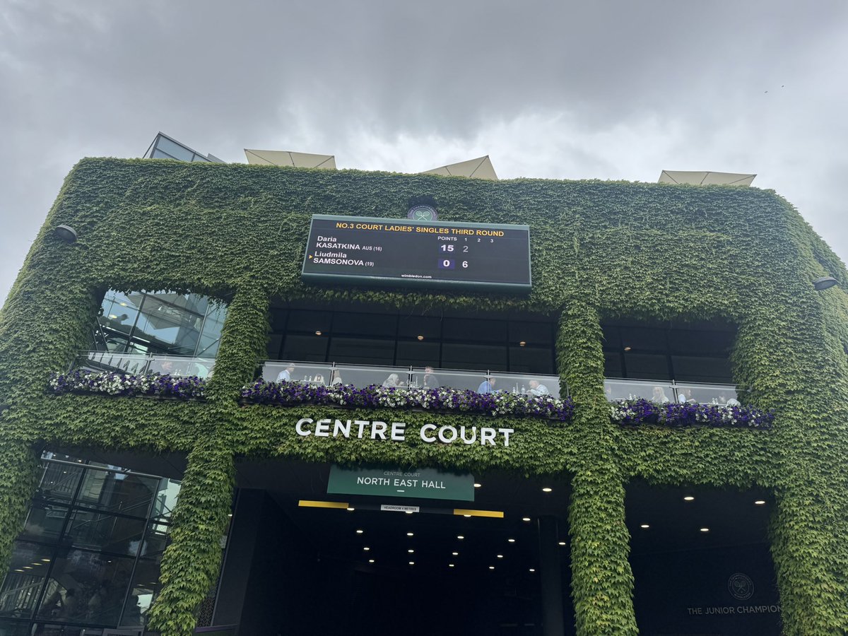thebenbergman's tweet image. Great to back at my favorite event in the world.
No one does it better than Wimbledon. 🍓 🎾