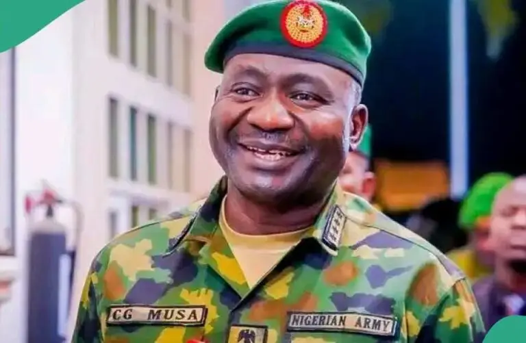 benW_crazy's tweet photo. The Nigerian military and National Institute for Sports pledge to train coaches and athletes, using sports to empower youth, reduce crime, and drive national development.  https://t.co/CcRTpt26WE https://t.co/gGrxoyb5vi