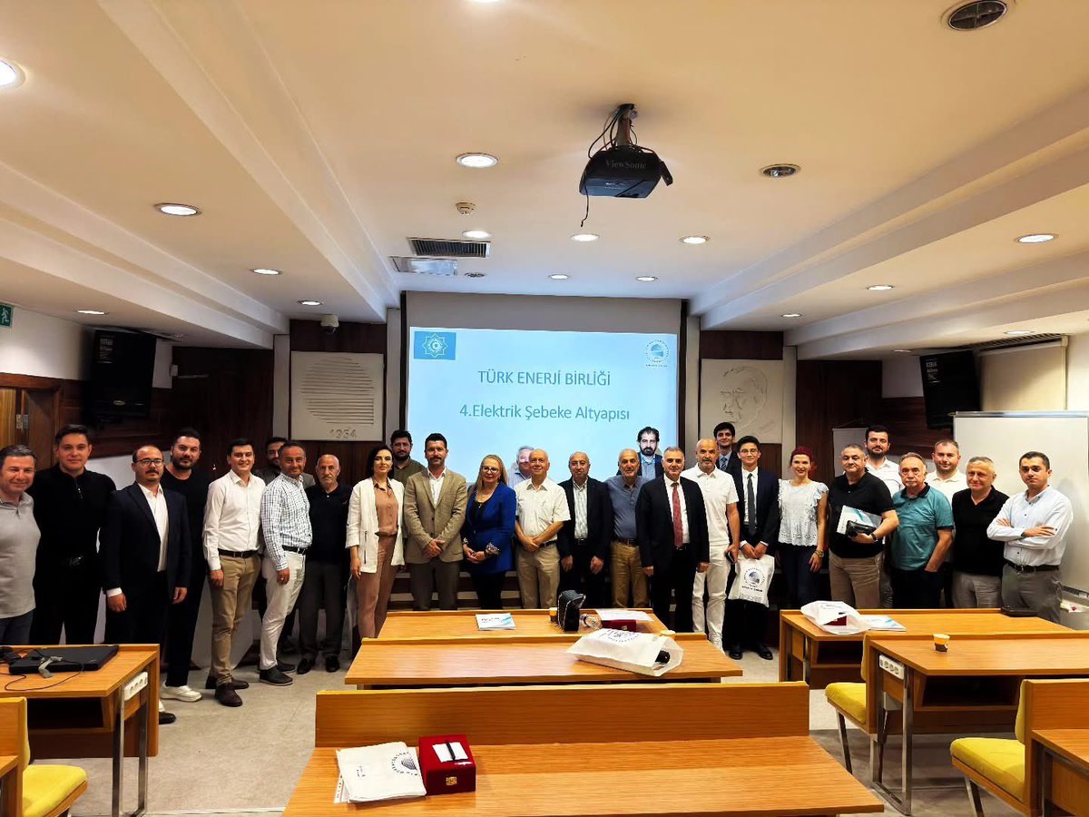 TÜRK ENERJİ BİRLİĞİ RAPORU 2025 LANSMAN TOPLANTISI DÜZENLENDİ
 Türk Devletler Teşkilatı üyesi 8 ülkenin enerji sektörlerine dair kapsamlı, güncel ve karşılaştırmalı veriler içeren Rapor’a ulaşmak için bağlantıya TIKLAYINIZ.
lnkd.in/gKGsWvGR