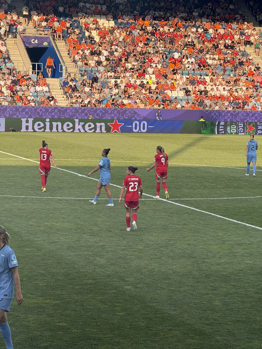 Freya Clothier tweet media