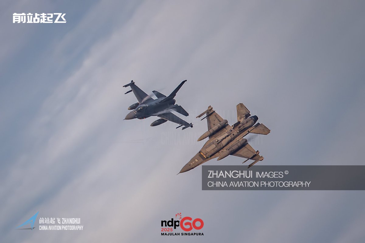 stella991214's tweet image. F16 and F15SG demo in SINGAPORE NDP60