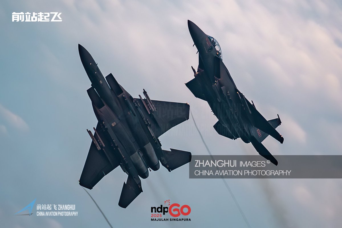 stella991214's tweet image. F16 and F15SG demo in SINGAPORE NDP60
