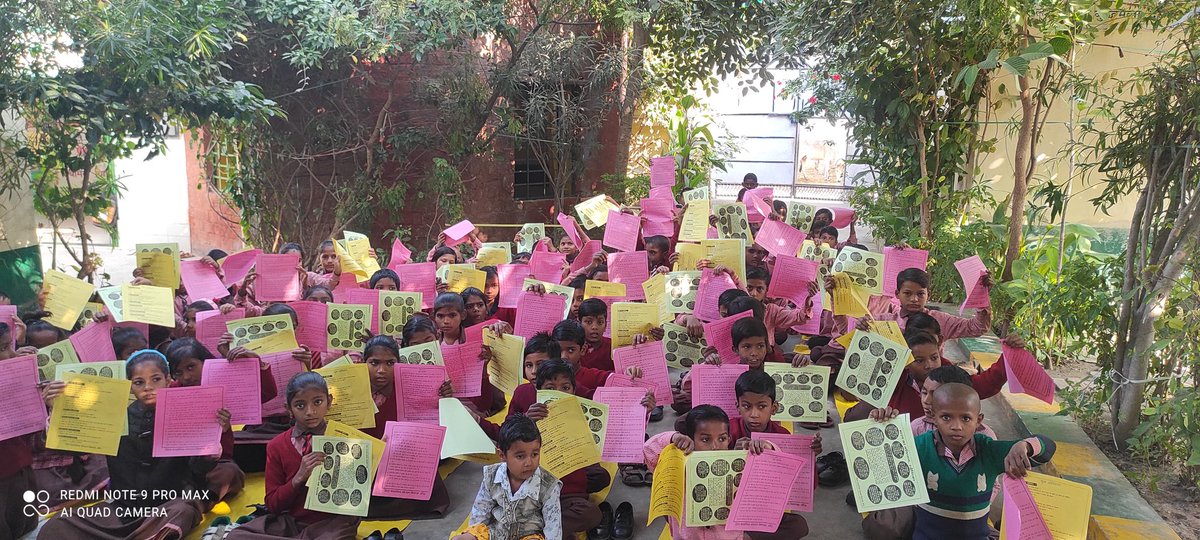 शिक्षा का अधिकार बच्चों का मौलिक हक़ है। इसे छीनना बंद करिए।

इस चमन को महकने दीजिए
हमें साहब जी पढ़ने दीजिए।

#JusticeForSchoolsChildren
<a href="/DrDCSHARMAUPPSS/">Dr Dinesh Chandra Sharma</a> 
<a href="/Info_4Education/">बेसिक शिक्षा सूचना केंद्र</a> 
<a href="/CMOfficeUP/">CM Office, GoUP</a>