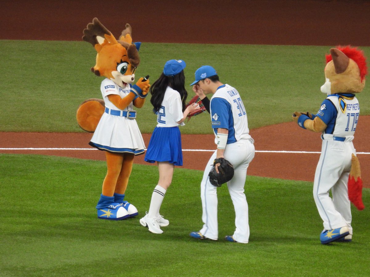 はら tweet media