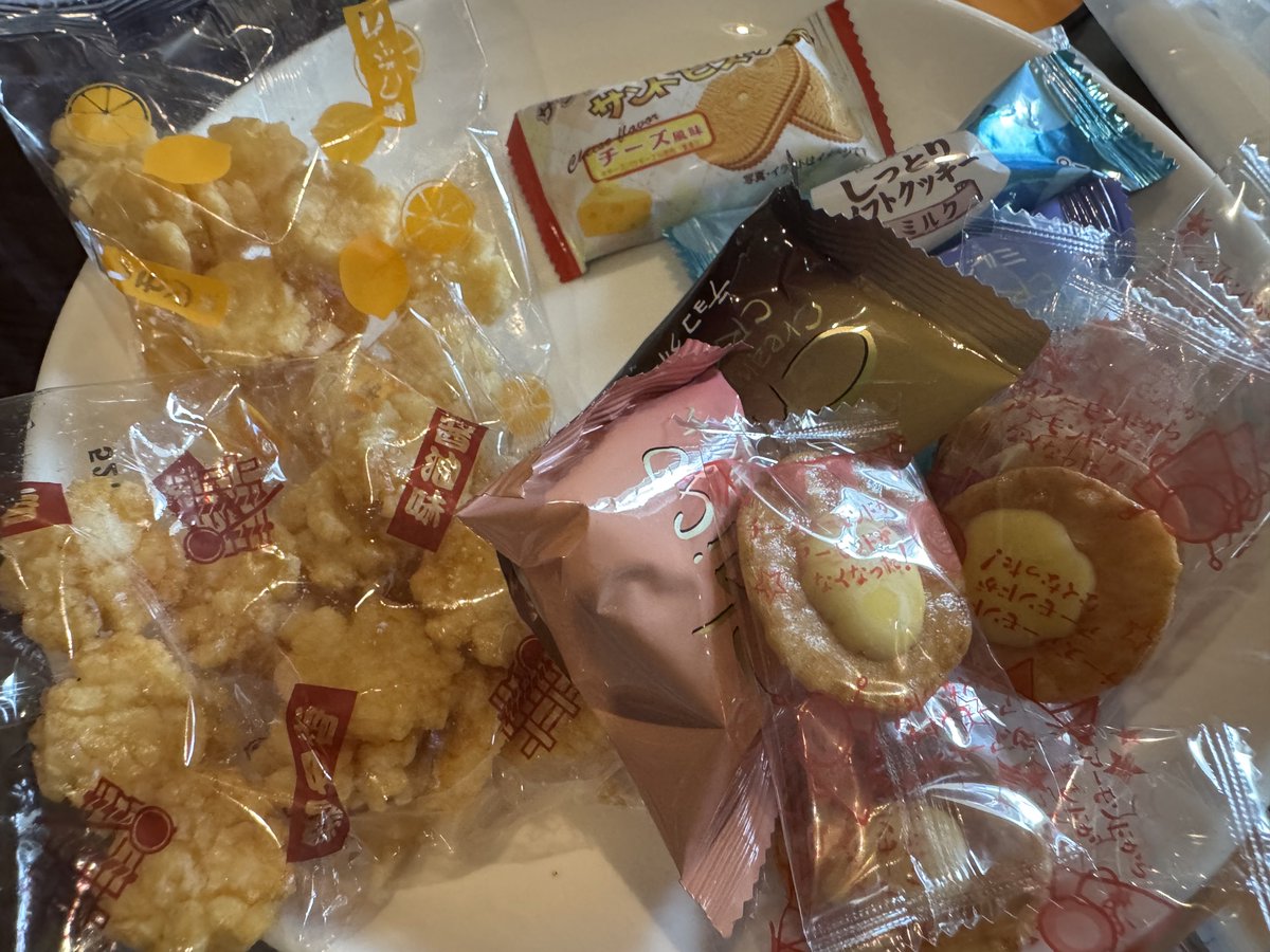 お菓子いっぱい😊✨