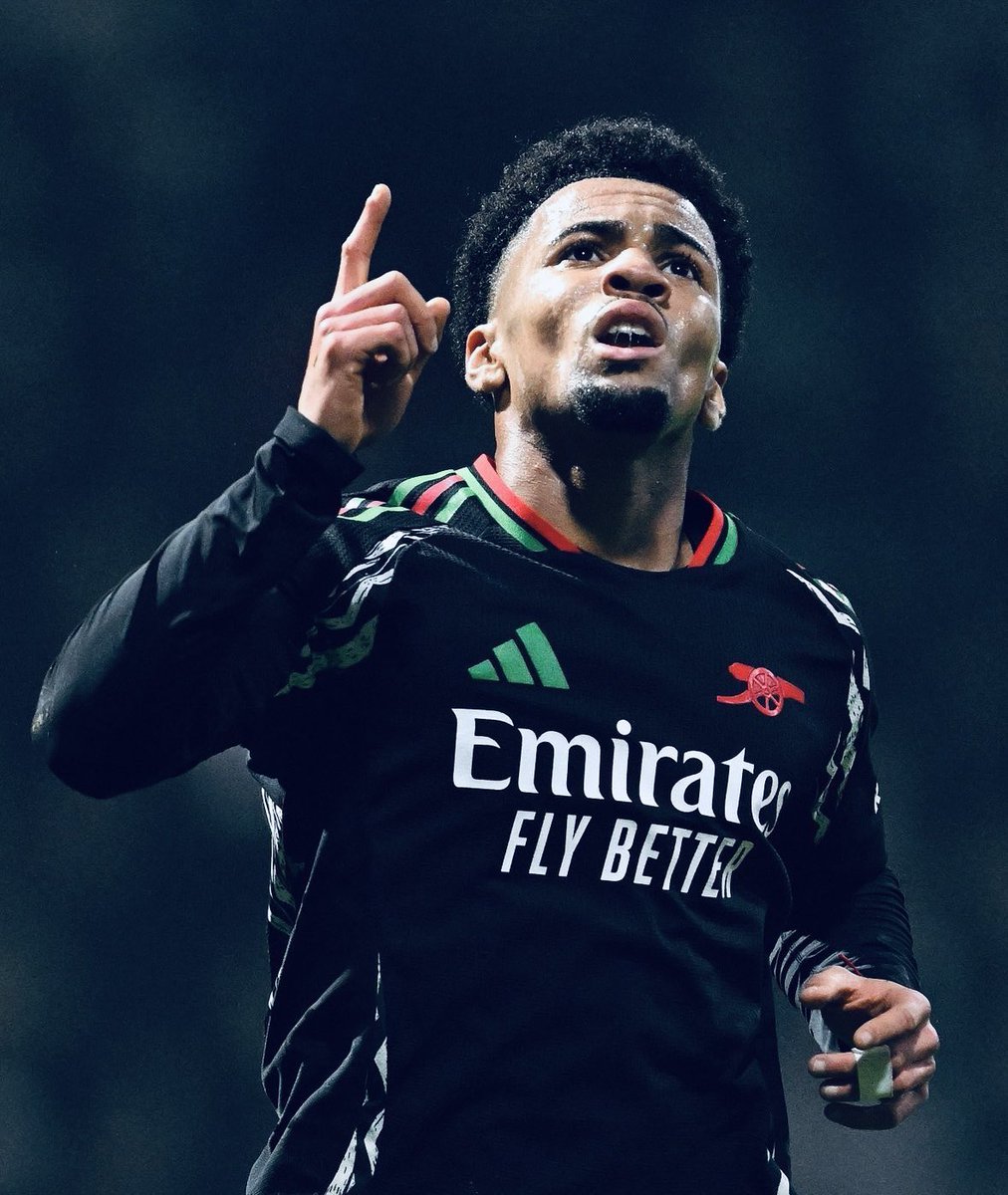 Dear <a href="/Arsenal/">Arsenal</a>,

Don’t even think about letting him go. 

Sincerely,
Everyone