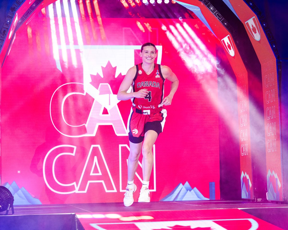 ¡Sami Hill peleará por el bronce en la #AmeriCupW! 

Canadá no puede con Estados Unidos (65-53) y buscará contra Argentina el tercer puesto 

📊 6 puntos y 1 robo

𝙇𝙖𝙨𝙩 𝙚𝙛𝙛𝙤𝙧𝙩 <a href="/SamiHill4/">Sami Hill</a>! ✊

#ElLatidodeMendi #MendikoMagia