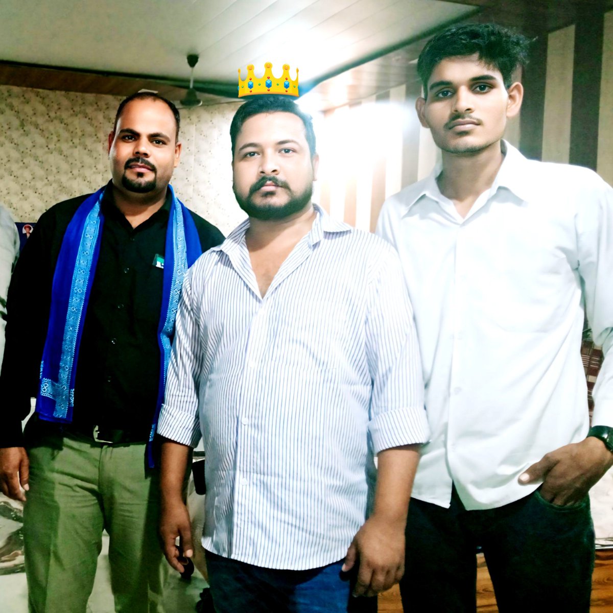 PankajK48203823's tweet photo. बड़े भाई आदरणीय सांसद @BhimArmyChief जी के साथ परछाई की तरह साथ में रहने वाले बड़े भाई #utam @SukhwindrASP जी को जन्मदिन पर अन्नत मंगलकामनाएं बधाई..!! Bhai https://t.co/UinHo1haBF