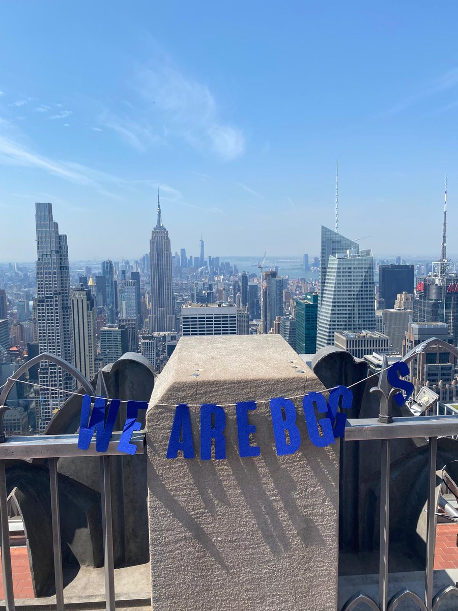 Red, white, blue… and BGGS too! Celebrating America’s birthday with fireworks and friendship in NYC. 🎆🇺🇸 #BGGSInTheUSA #4thofJulyFun