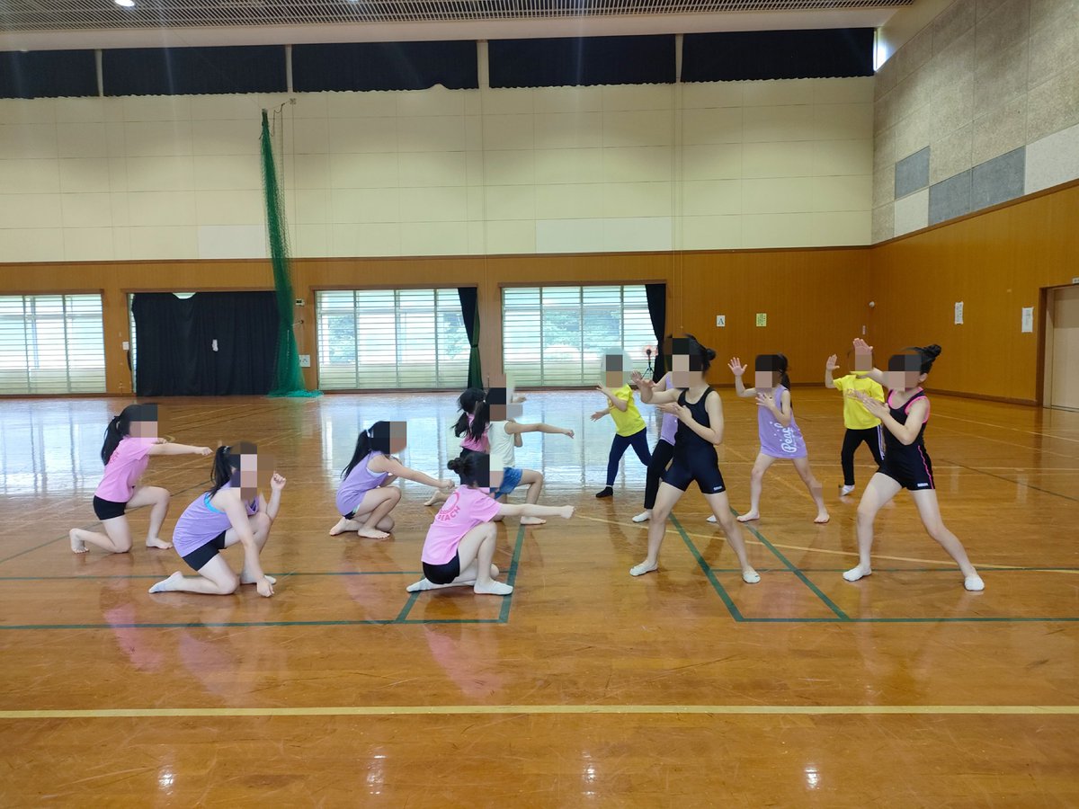peach_rg's tweet photo. はい！FIGHT！！

ちがうかw

#Peach新体操クラブ #茨城県#石岡市#新体操#体操#習い事#身体つくり#ダンス#桃色クローバーＺ https://t.co/FHhGuDmBo0