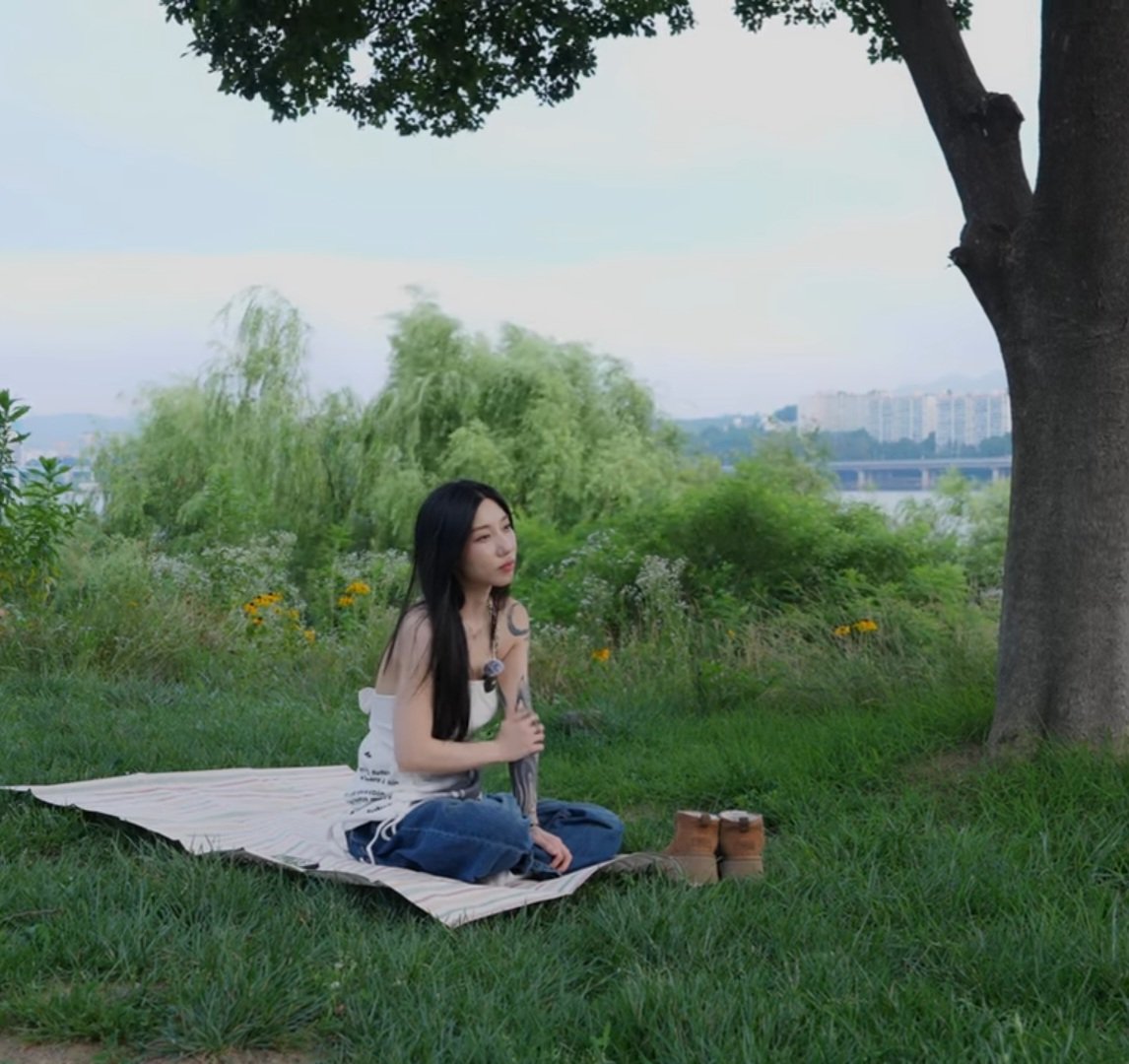 아니 유튭 처음 해보는거 맞음?? 촬영, 편집 하나하나가 그냥 미감이 미쳤음