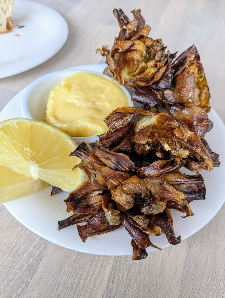 Roman artichoke fritti, aioli

Ragù, Bristol