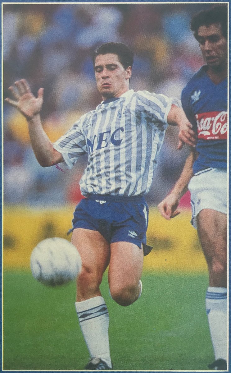 1888Letter's tweet image. Happy 60th Birthday to Tony Cottee, #BOTD in 1965 – striker at West Ham (twice), Everton, Leicester, Norwich, Barnet & Millwall, with 7 England caps @BillyBondsStand @EXHammers @icwhs @mywhufc @nostalgiairons @EvertonHeritage @GavinBuckland1 @robsawyer70 @ToffeeNoseW @TonyCottee9