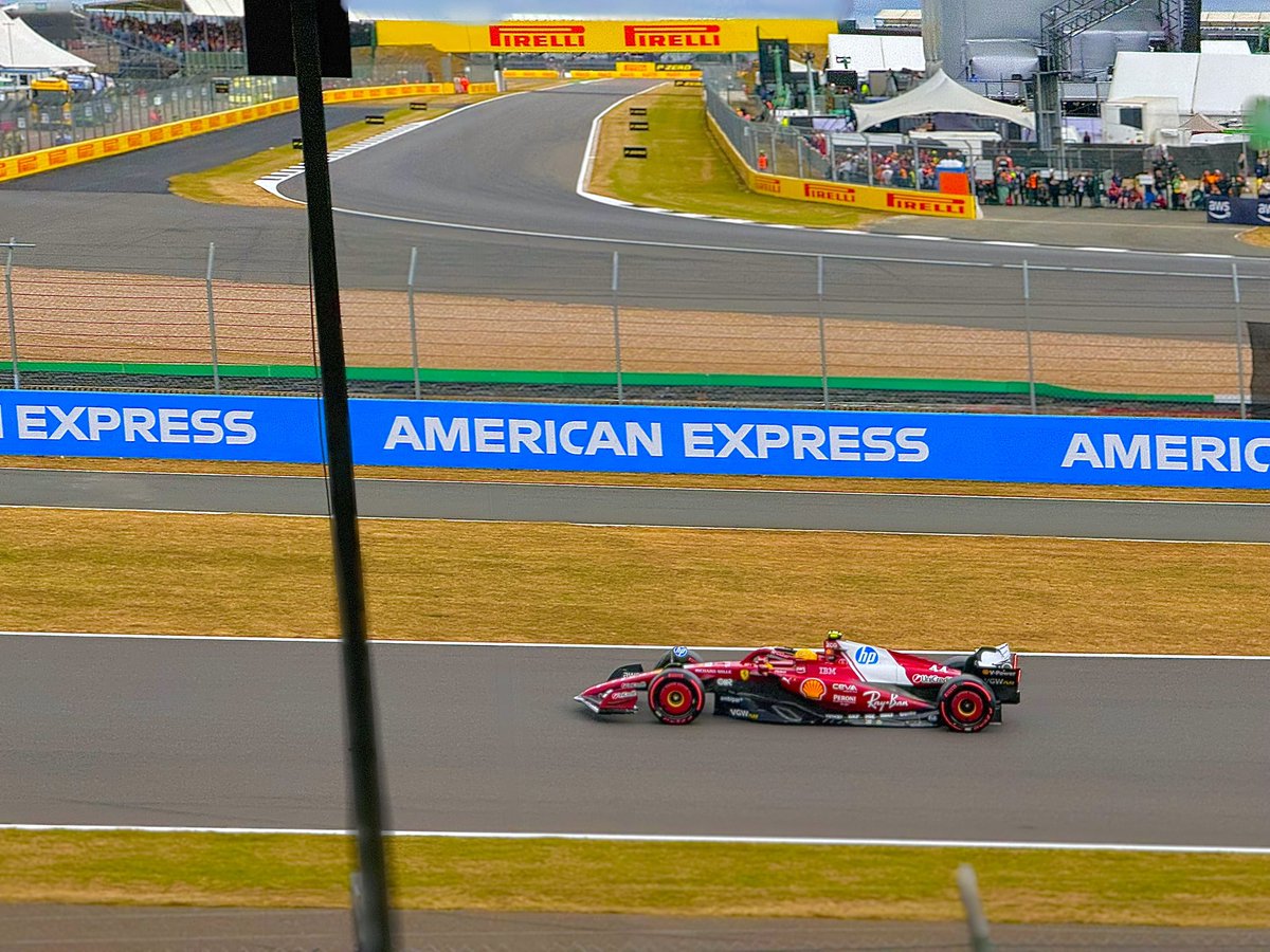 Been at Silverstone since Wednesday, every year it gets better.

6th year in a row now, and finally some rain today 😍 come on!! 

Praying for the brits to do well!! #SilverstoneGP #F1 #SilverstoneGP