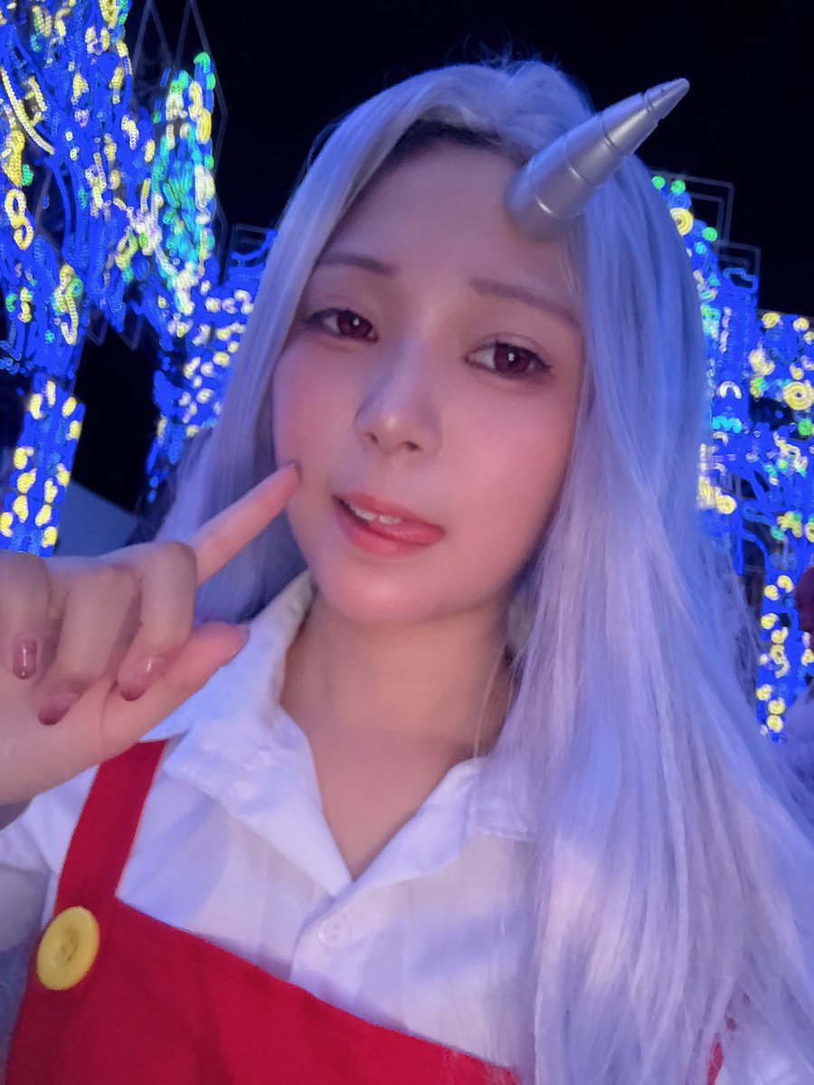 ラグコス楽しかったー！
フォロワーさんとか好きなアニメゲームキャラにテンション上がって声掛けちゃった(๑♡∀♡๑)
一緒に写真撮ってくれてありがとう📸

 #ラグコス   #ヒロアカ
#ヒロアカ好きな人と繋がりたい