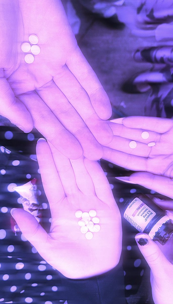 al01s_'s tweet photo. #benzo #benzos #benzodiazepines #benzodiazepine #clonazepam #drugtwt #menhera #メンヘラ #pills #jirai #jiraikei #jiraidanshi #jiraikeidanshi #地雷 #地雷系 #地雷男子 #地雷系男子 #subcul #サブカル https://t.co/8T9zIWFWJP