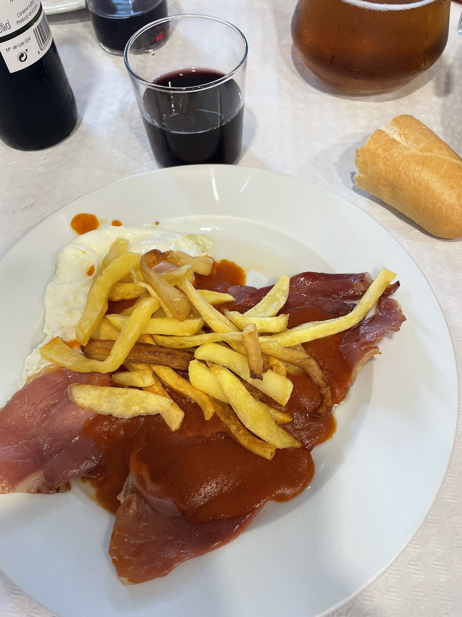 Como me dijo una vez un buen amigo de La Adrada, Ávila: Beloqui, un sitio en el que se madruga para ir de juerga tiene que ser la hostia…

Correcto. 😀

Comencemos…

#Sanfermines2025