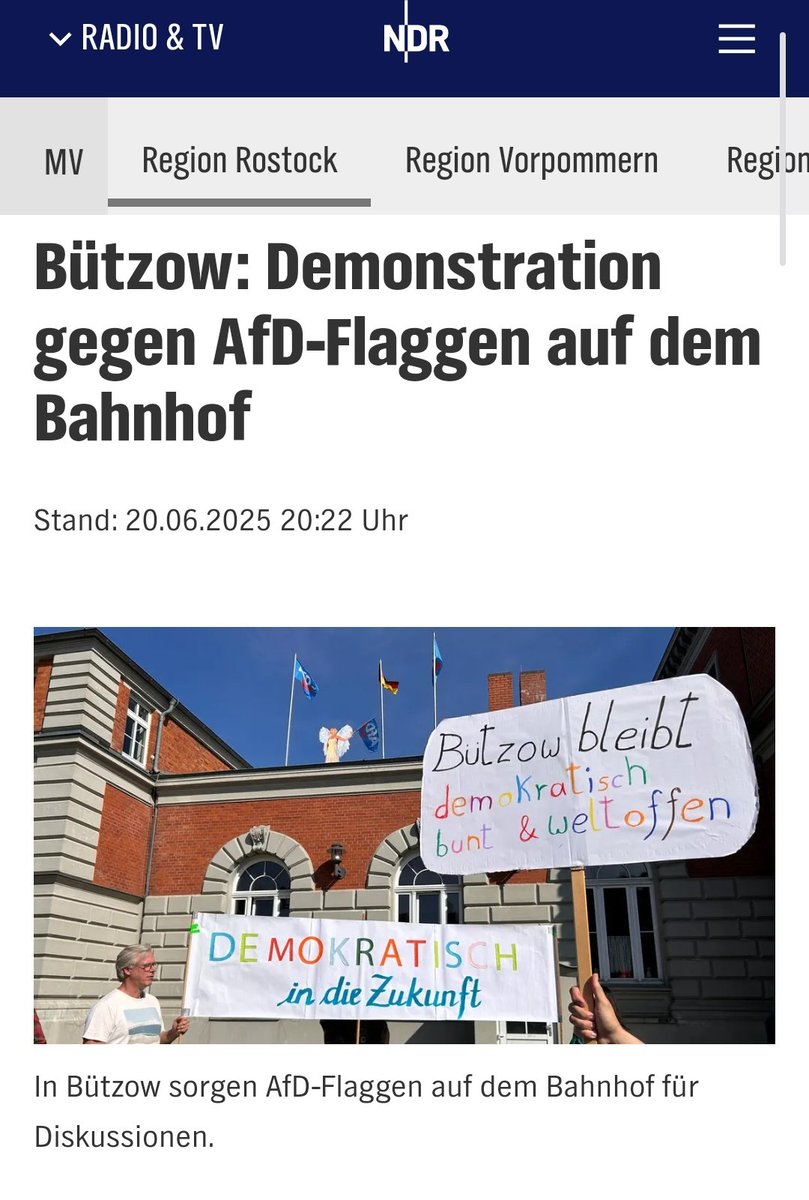 Wie geil ist das denn?
Natürlich dürfen die bunten Möchtegerndemokraten nicht fehlen. 
💙💙💙💙🇩🇪🇩🇪🇩🇪🇩🇪👍