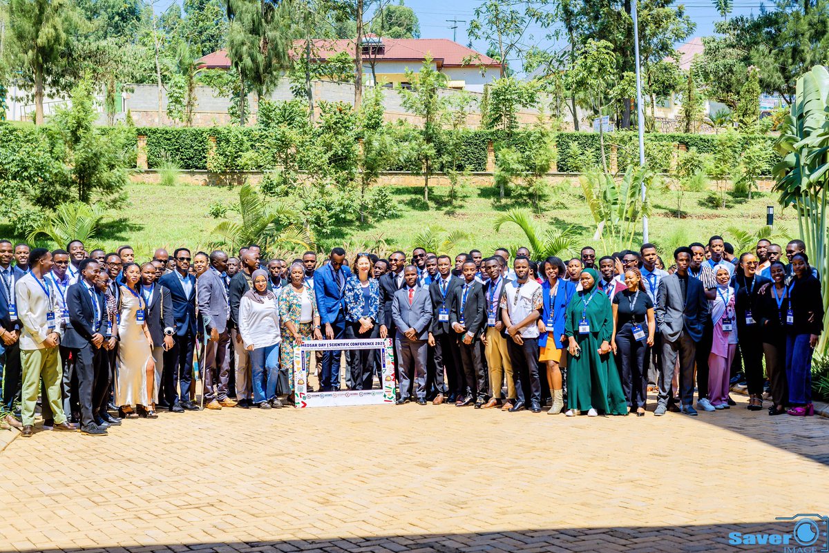 Methode Ya (@methodeyusufu) on Twitter photo Thank you <a href="/LiekevandeWiel/">Lieke van de Wiel</a> <a href="/unicefrw/">UNICEF Rwanda</a> for recognizing the work of young people, for stepping up against GBV& Teen Pregnancies.
Together we will build resilient systems and stronger societies capable of caring for Child and Adolescents.
#MEDSARDaySciConf25 #MEDSIC25 #MEDSARDay25 Thank you <a href="/LiekevandeWiel/">Lieke van de Wiel</a> <a href="/unicefrw/">UNICEF Rwanda</a> for recognizing the work of young people, for stepping up against GBV& Teen Pregnancies.
Together we will build resilient systems and stronger societies capable of caring for Child and Adolescents.
#MEDSARDaySciConf25 #MEDSIC25 #MEDSARDay25