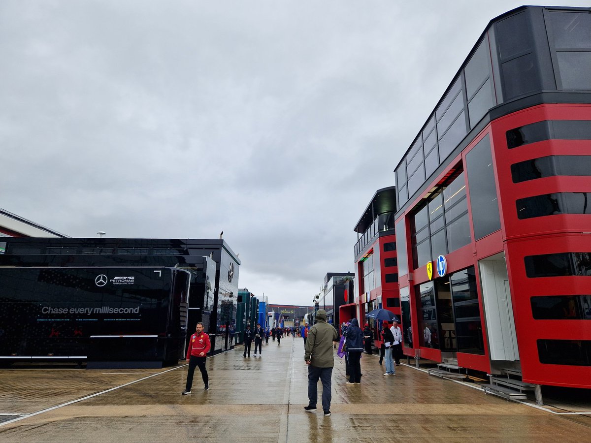 Een nat begin van de dag. #F1 #BritishGP