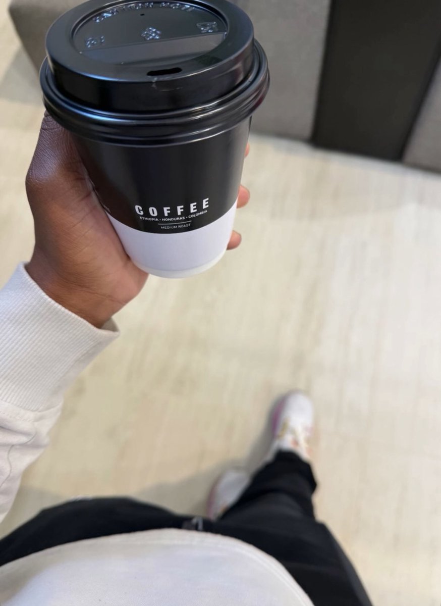 Break a sweat and then caffeinate 😋 
🏋️‍♀️🤸‍♀️☕️