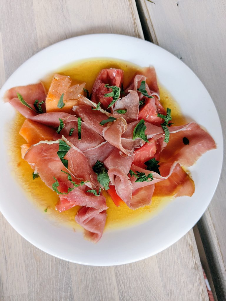 Prosciutto Toscano, Charentais melon, Sorrento tomatoes 

Ragù, Bristol