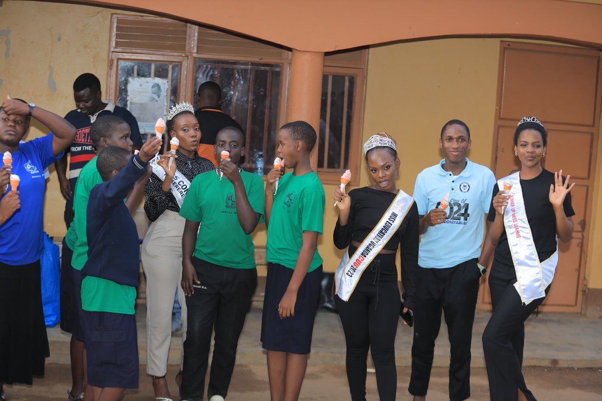 Teenz Crown tweet media