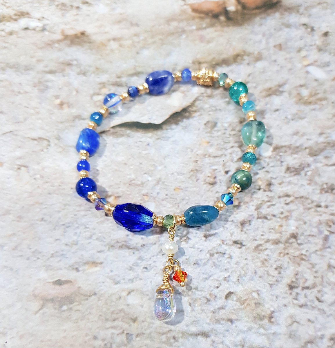 🎐최애짤 이벤트🎐

당첨자님이 올려주신 사진을 모티브로 팔찌를 만들어 드립니다

1. 이 트윗을 RT한다
2. 밑에 댓글로 최애의 움짤이나 사진을 1~4장 올린다
3. 추첨을 기다린다

한국거주자⭕️
이벤트만 참여하는 계정❌️
(당첨시 재추첨

추첨은 9일에 할게요
많은 참여 바랍니다😆