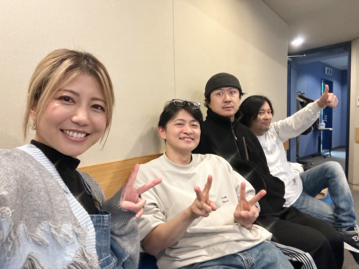 RyokoShiraishi_'s tweet image. プレッシャーでしたが空を演じられてとっても光栄です✨
楽しんで観てもらえましたか?
ありがとうございました☺️
実は…みんな揃ったんですー👏
めっちゃ嬉しかったんやでぇー!
そうですあのメンツです私達です
ざっくりいこうぜ!!とか言ってるけど丁寧に収録していただきました🎙️笑
#ウィッチウォッチ