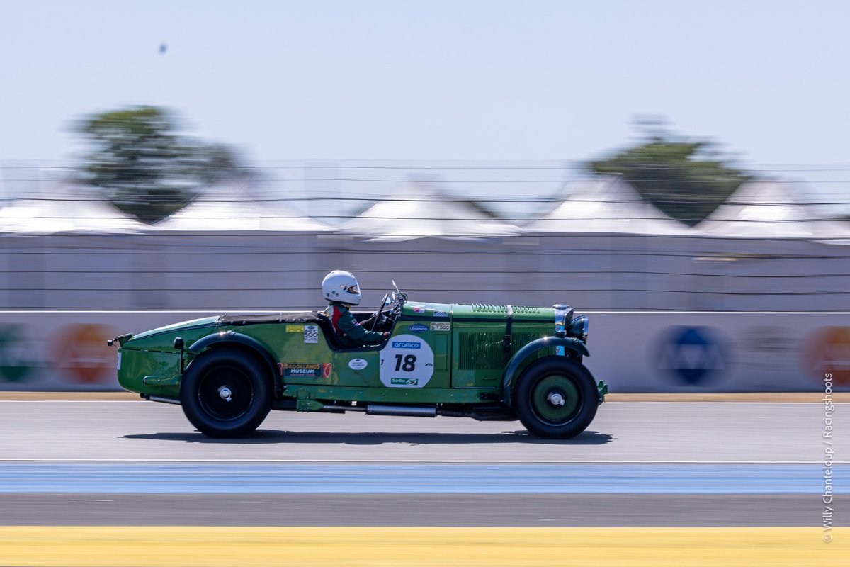 𝗟𝗲 𝗠𝗮𝗻𝘀 𝗖𝗹𝗮𝘀𝘀𝗶𝗰 😍

(📸 Willy Chanteloup / Racingshoots). #LeMansClassic #PeterAuto #Classic