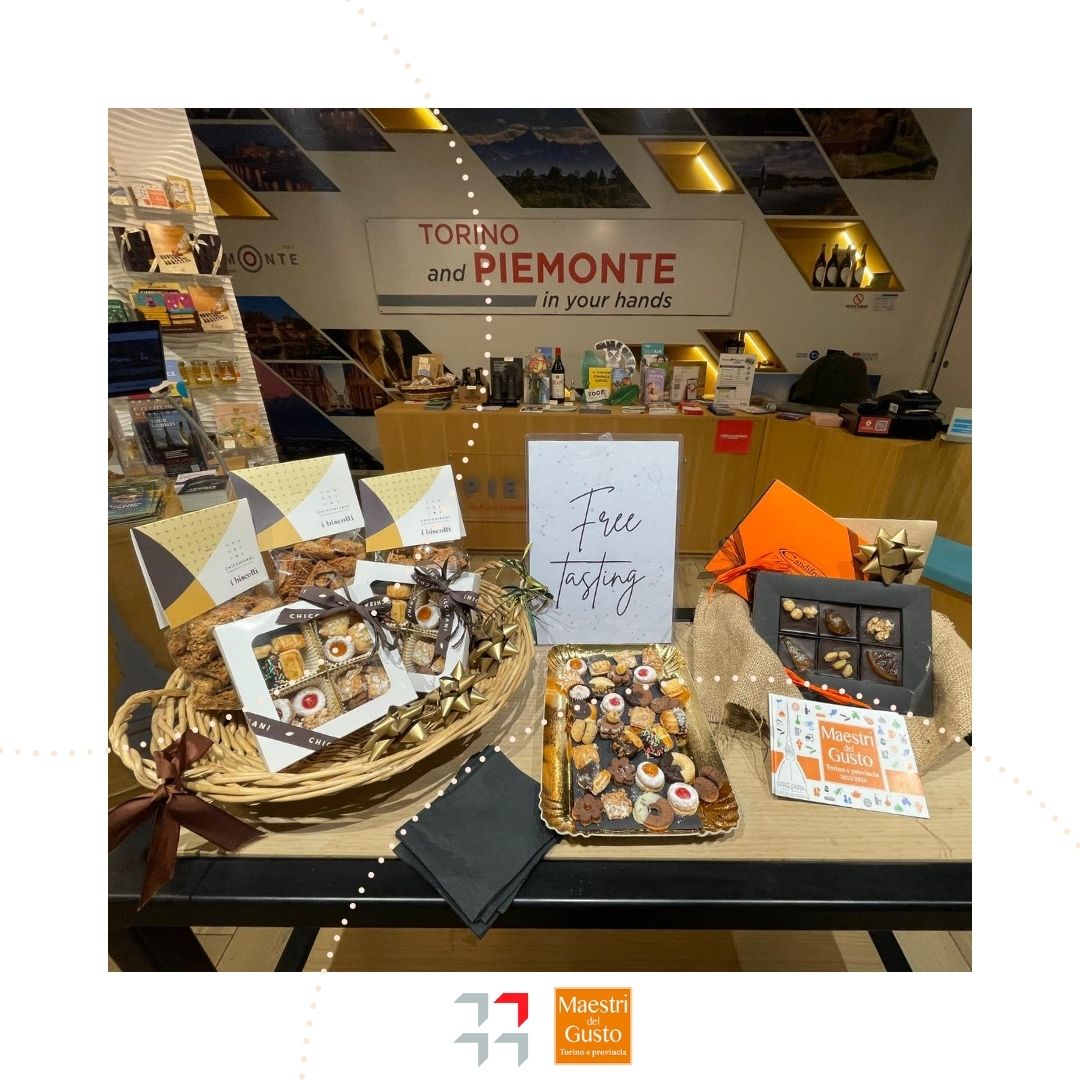 📅Fino a fine dicembre 2025 giornate di degustazione con i #maestridelgusto all’aeroporto di Torino
➡️Nello spazio Turismo #AlpMed sarà sempre possibile acquistare anche i prodotti d’eccellenza  #camcomtorino
#TorinoDoc  #TorinoCheese
👇maestridelgustotorino.com/i-maestri-del-…