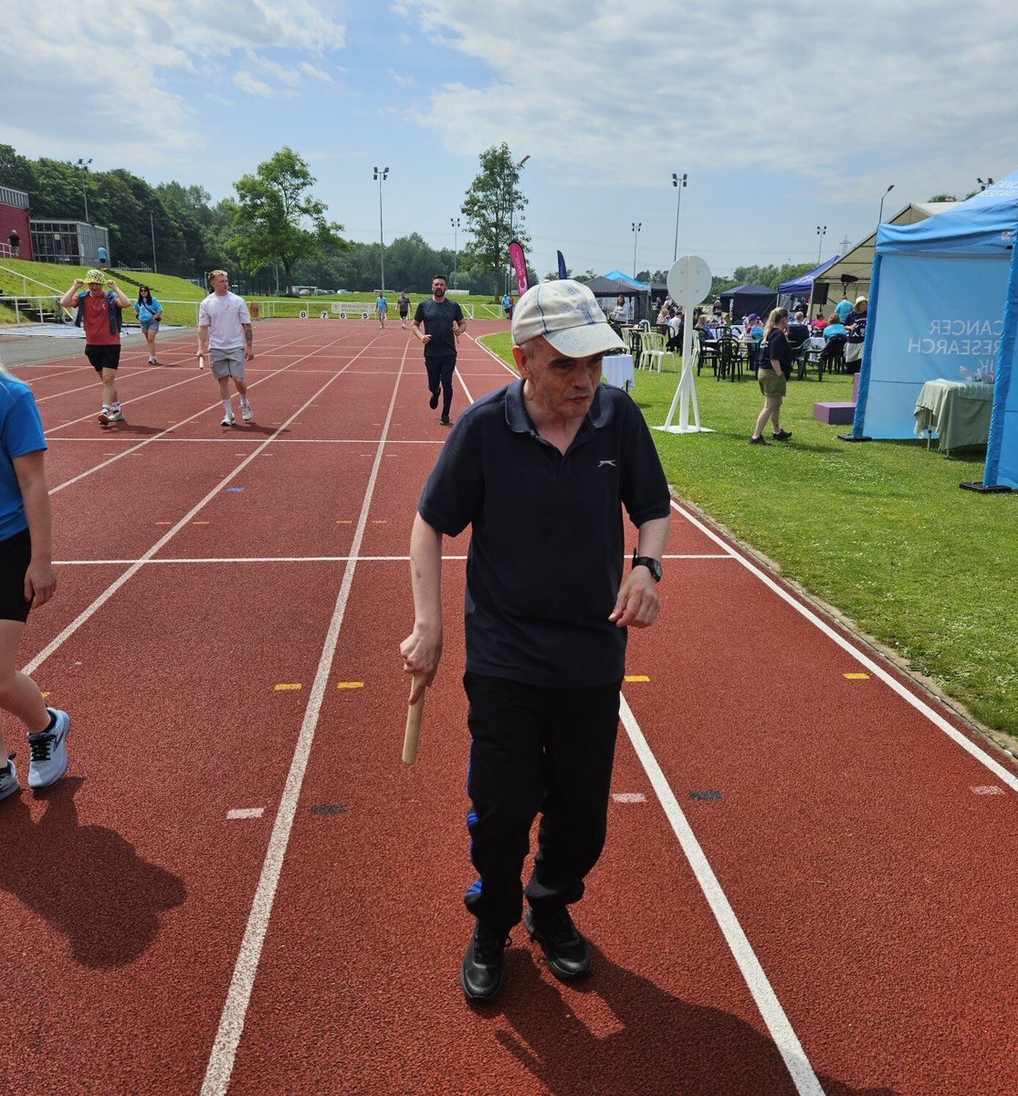Geraint, one of the people we support, recently joined an event raising money for Cancer Research UK, keeping the relay going with incredible determination!

Well done to Geraint and the whole team!💪💓