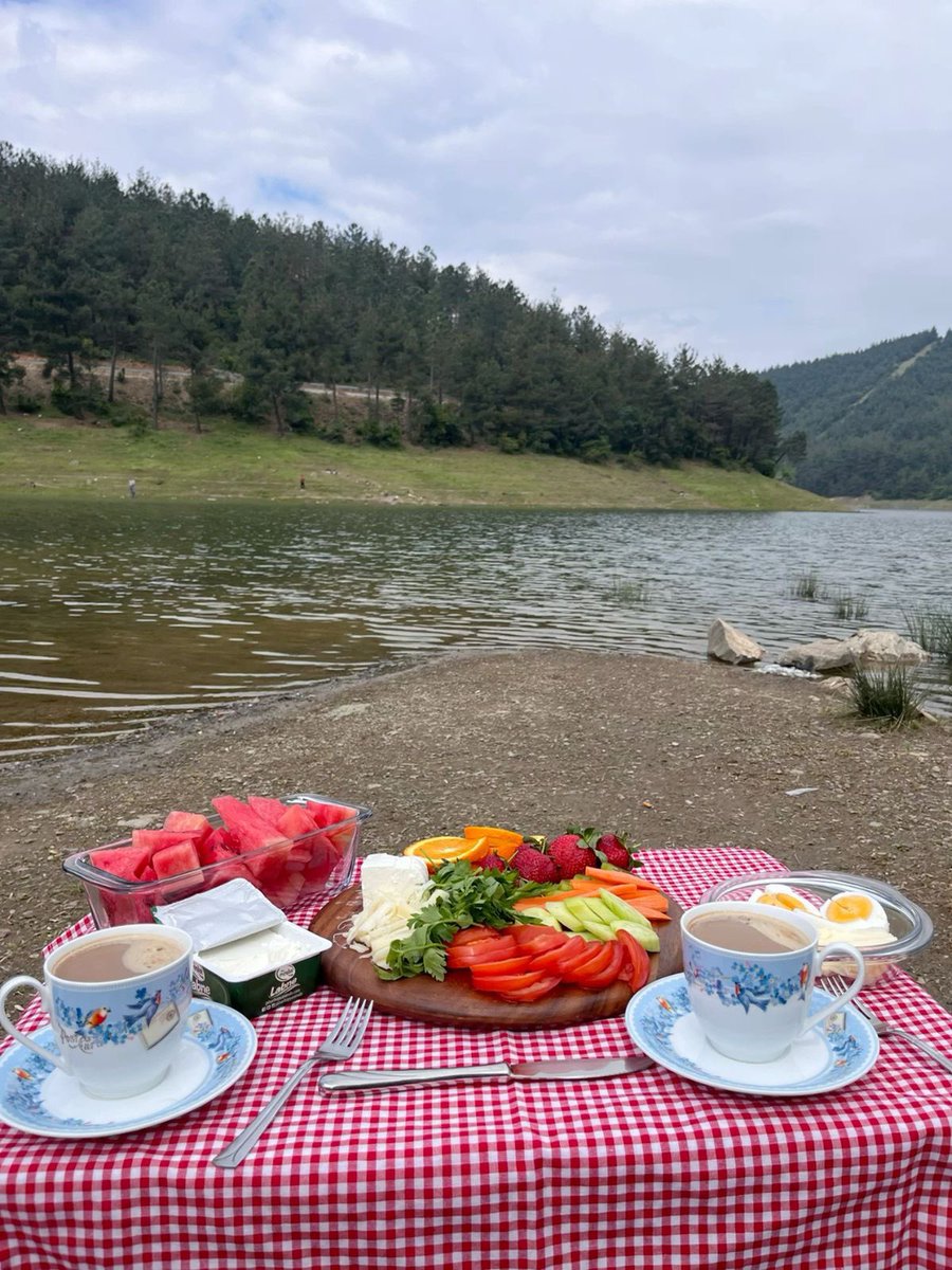 Bir pazar günü sevdiğinle