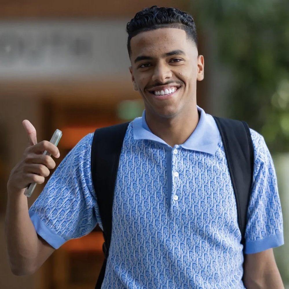 📌

(أنـت💛) تبـي (النصر♥️)
و (النصر♥️) بعد يبـيكـ 🔒

#مصعب_الجوير 💛✨